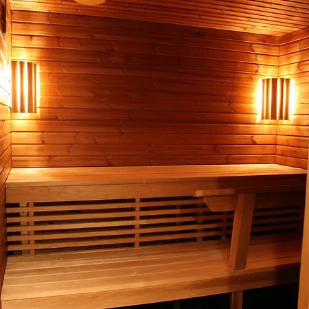 Urhola, Kruunupuisto