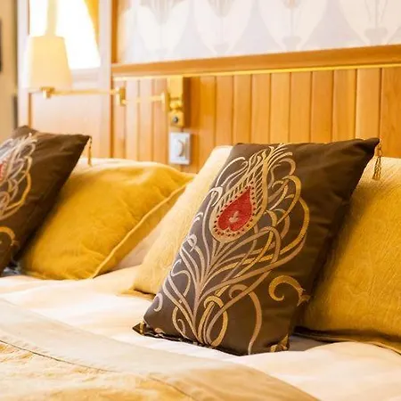 Urhola, Kruunupuisto Hotell Punkaharju