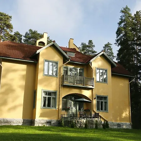 Urhola, Kruunupuisto Hotelli Punkaharju